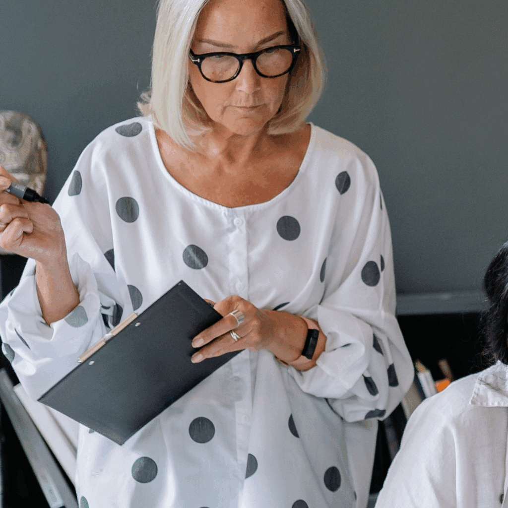 women creating a financial plan with her financial advisor