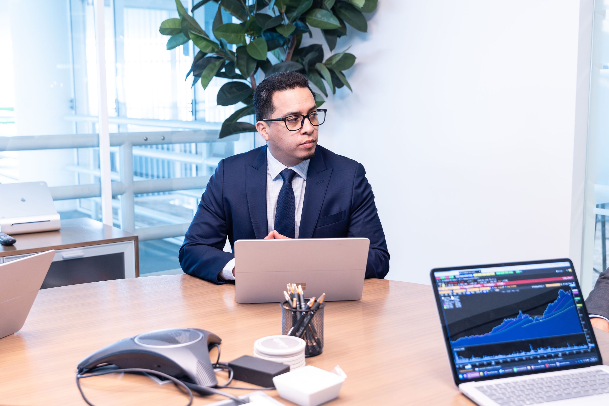 Jose Rendon Financial analyst OC 
